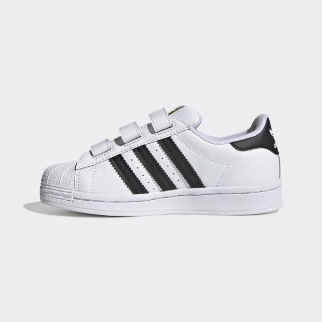 Tenis blanco Adidas pegar