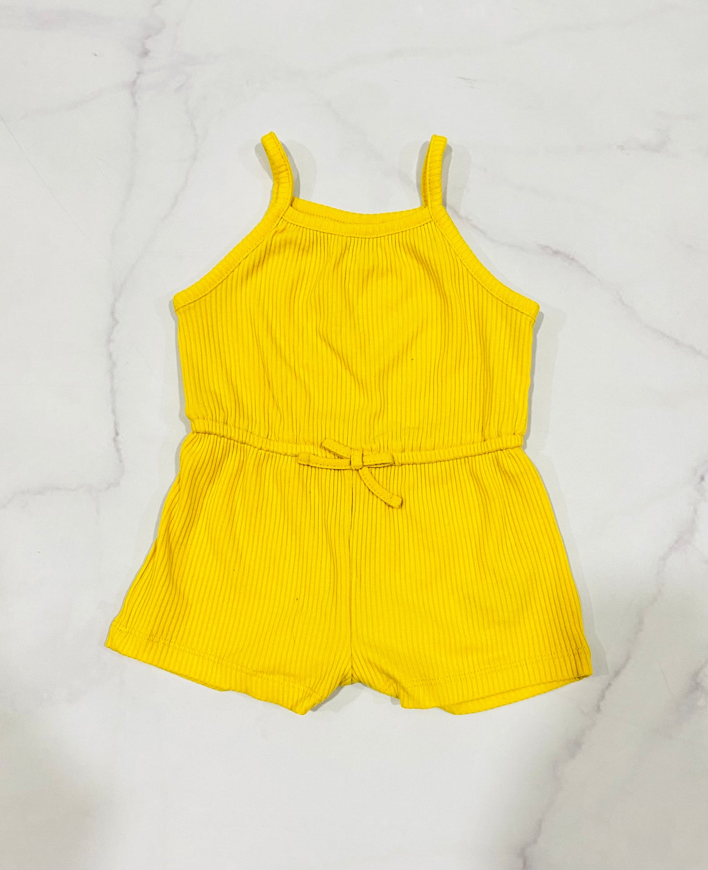 Romper amarillo old navy bebe niña