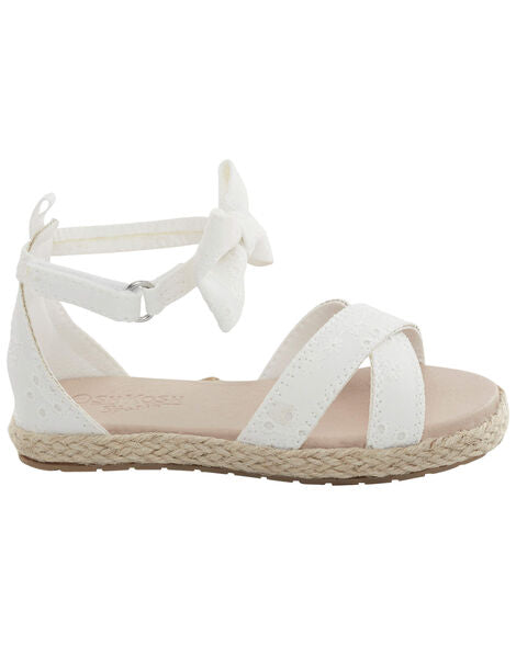 Sandalias blancas oshkosh niña.