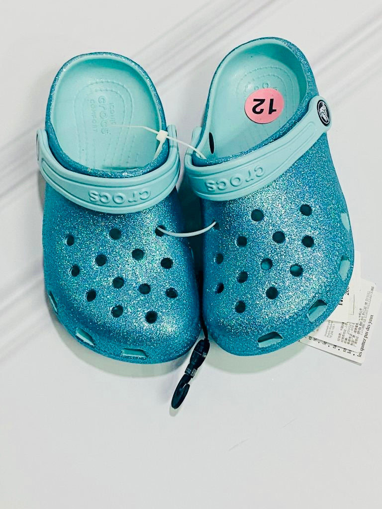 Crocs 2025 altas celestes