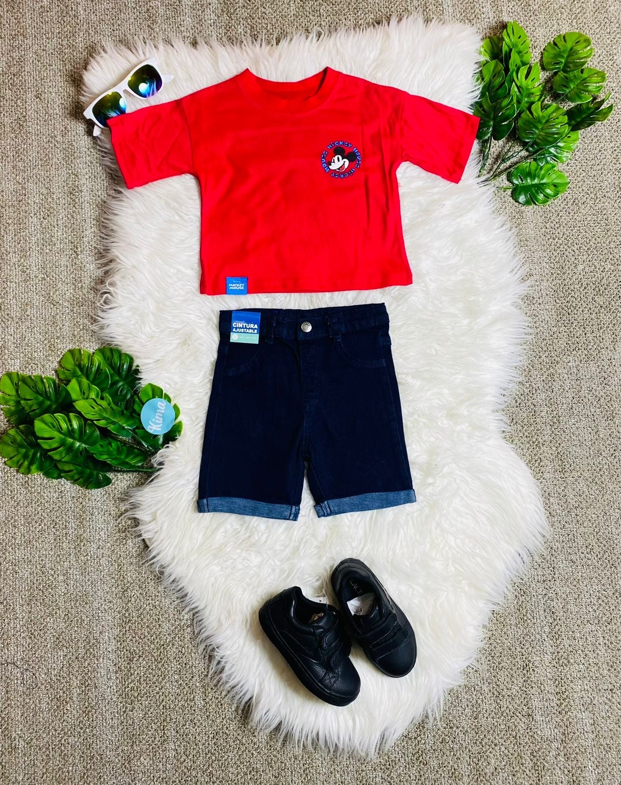 Set 2 piezas Mickey camisa roja short jeans bebe niño