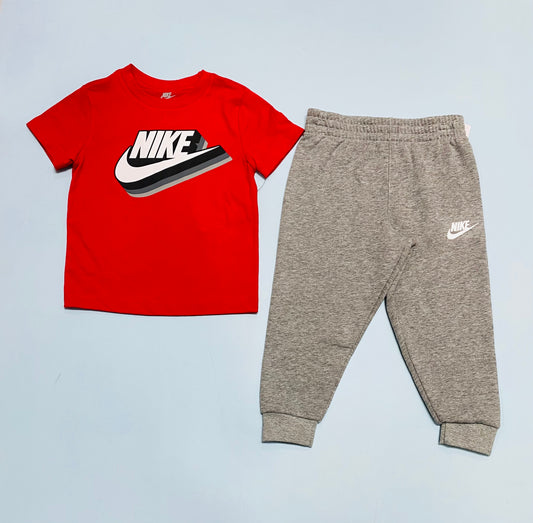 Set 2 piezas jogger y camisa Nike Niño