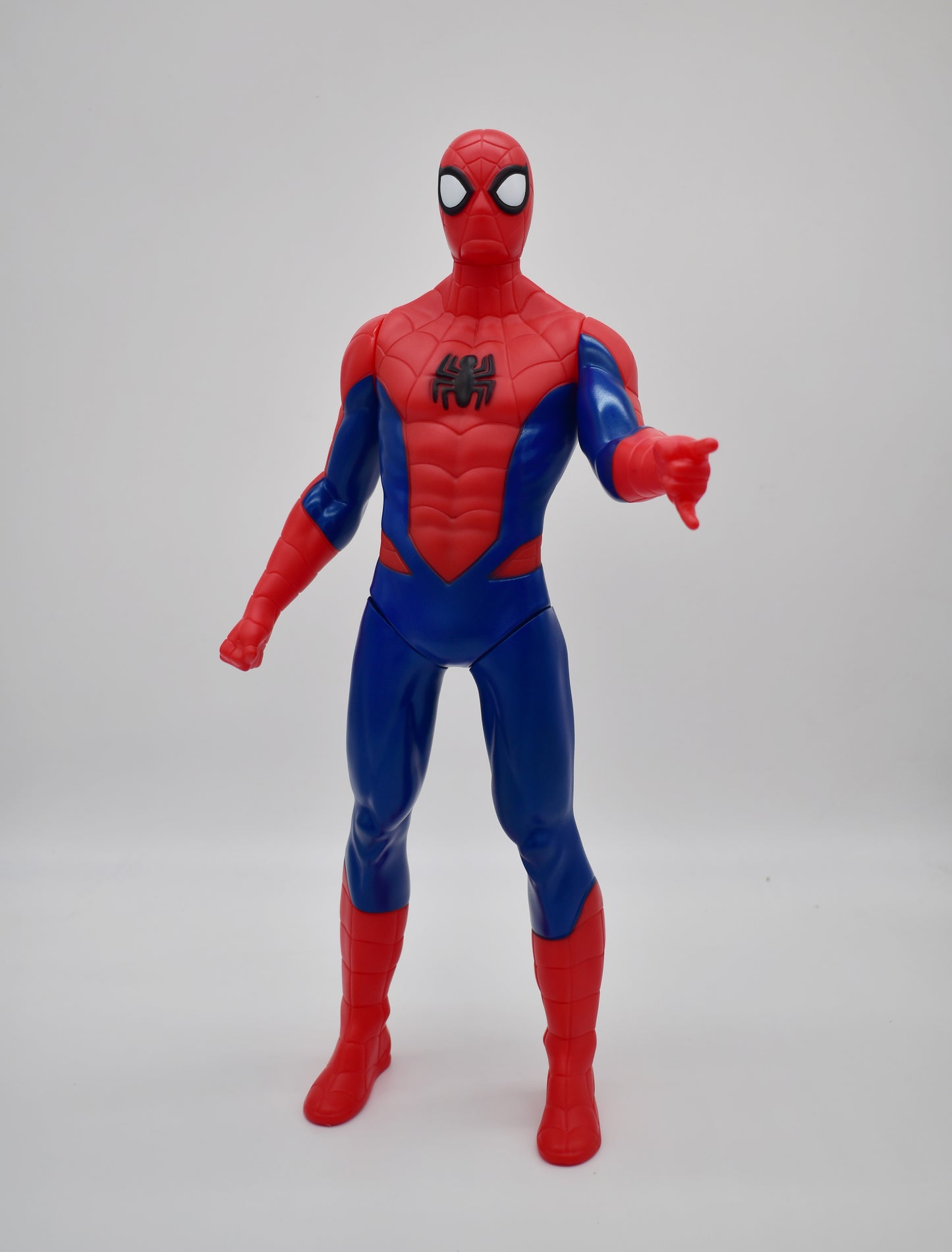 Juguete figura de Spiderman 20" Marvel MTSP2001T