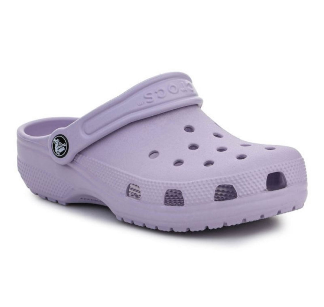 Crocs moradas niña