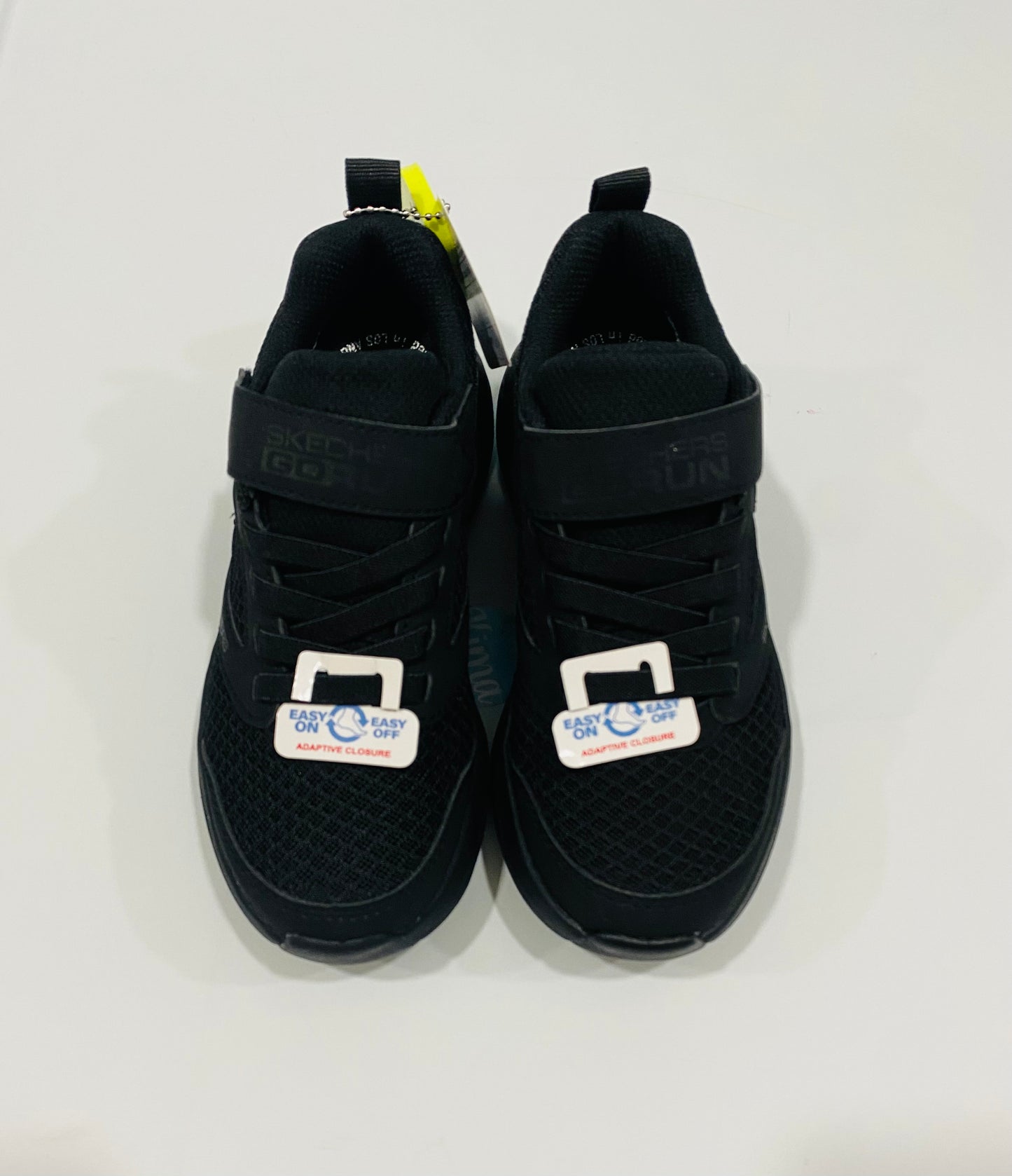 Tenis Negros Niño Niña Skechers pegar 403985