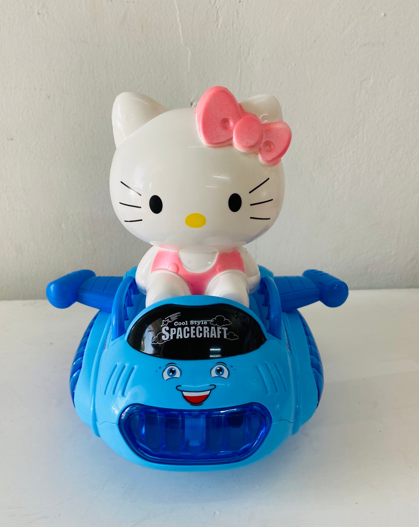 Carro hello kitty