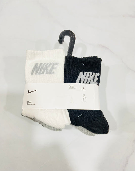 Calcetines altos 6 pack negro gris blanco Nike niña niño. 77838