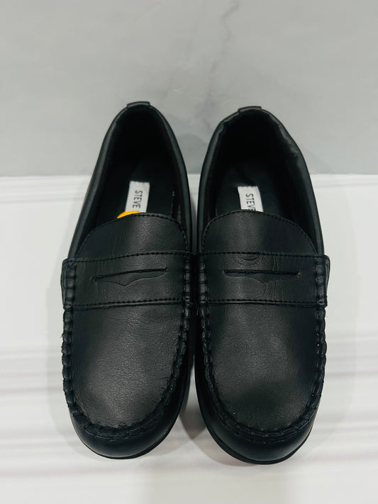 Zapato mocasines negros niño Steve Madden