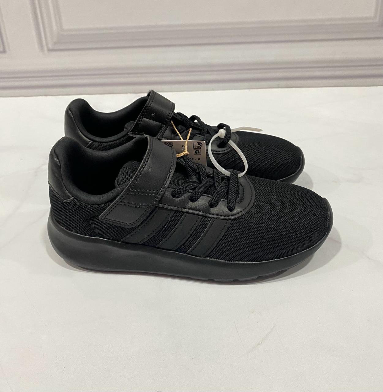 Tenis Adidas negros niño niña