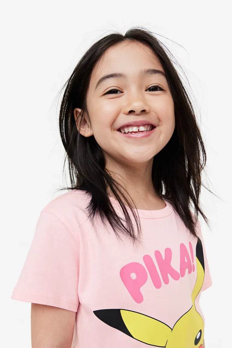 Camisa rosada pikachu h&m niña