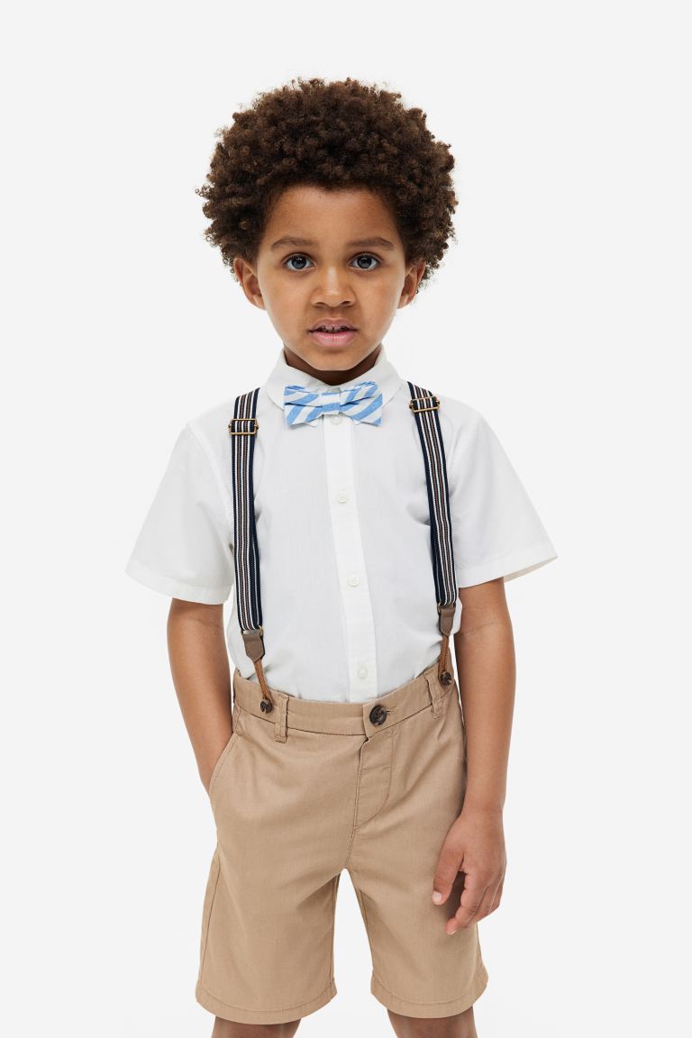 Set 4 piezas formal niño H&M tirantes corbatin short camisa