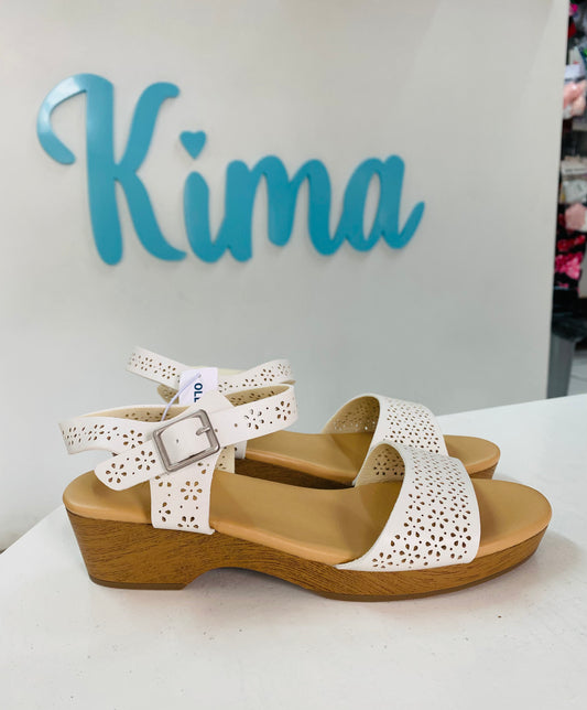 Sandalias blanca tacon Old navy