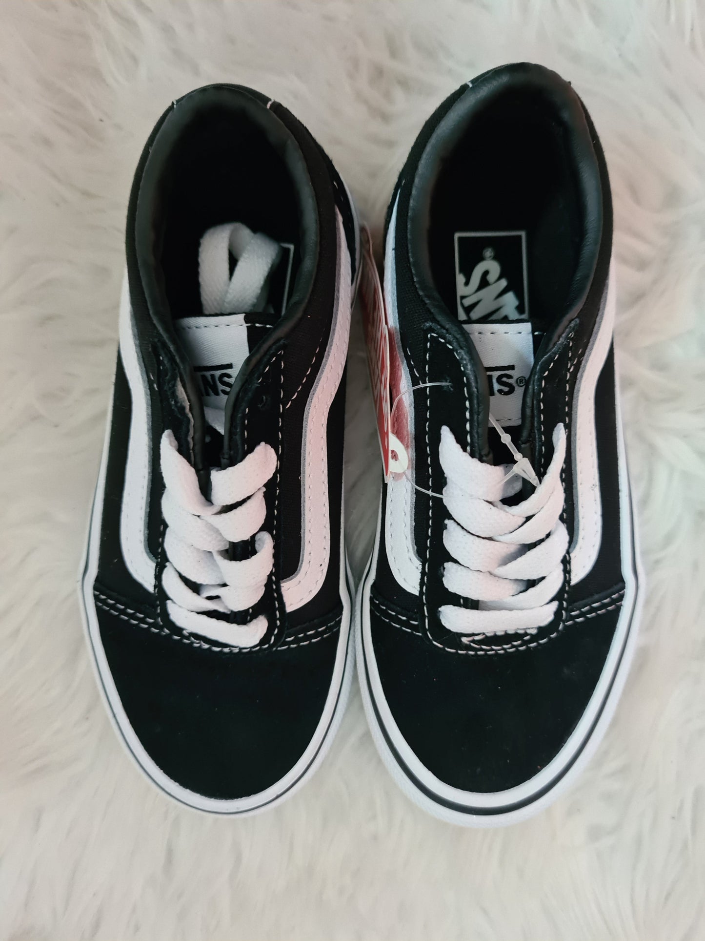 Tenis negros vans clásicos