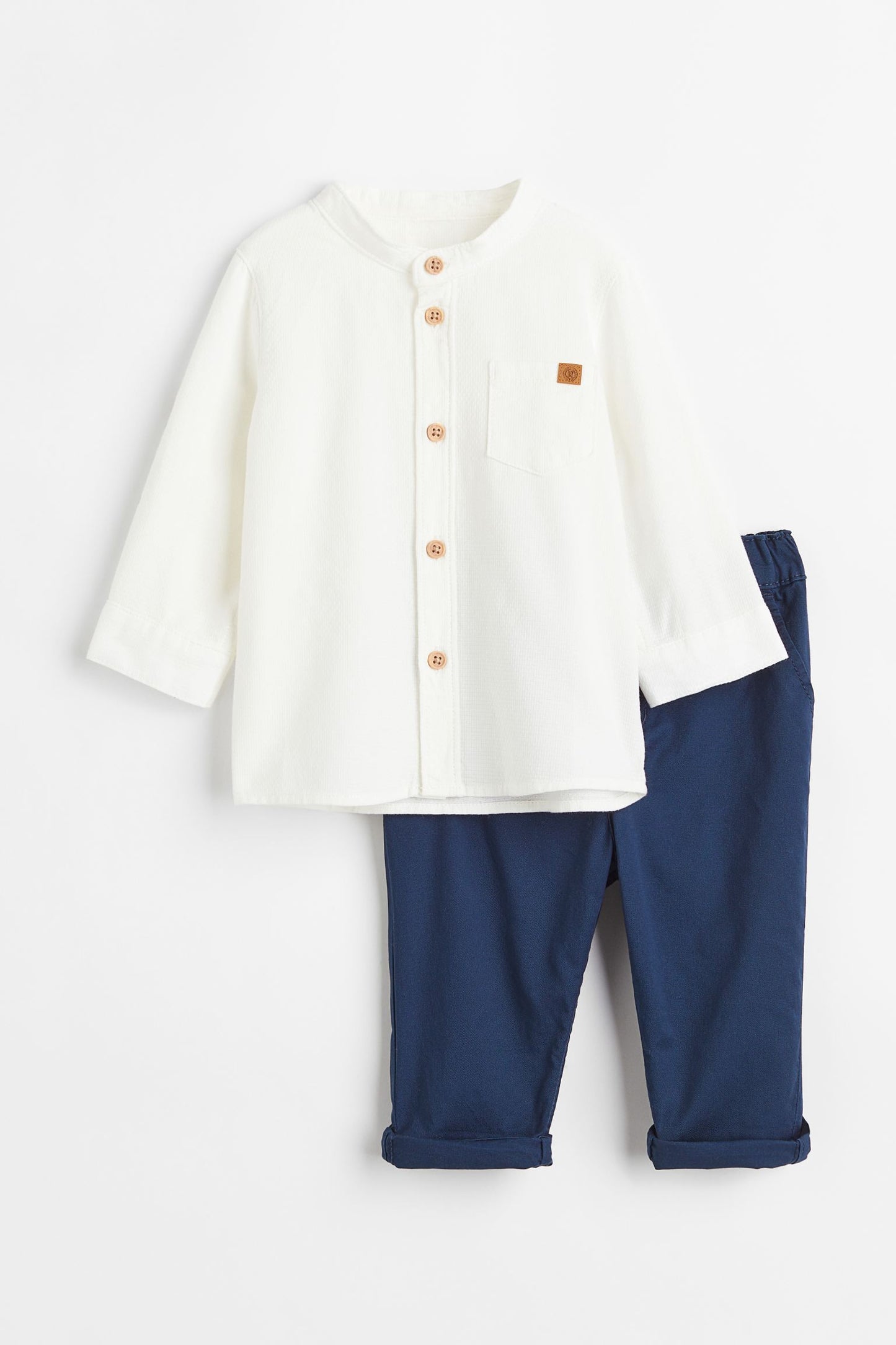 Set niño H&M formal camisa blanca pantalon azul