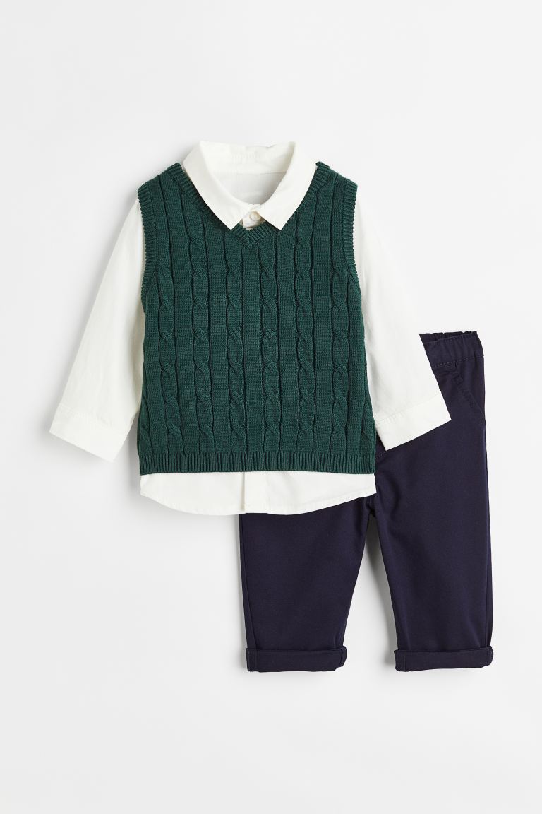 Set niño H&M formal 3 piezas con sueter verde camisa blanca